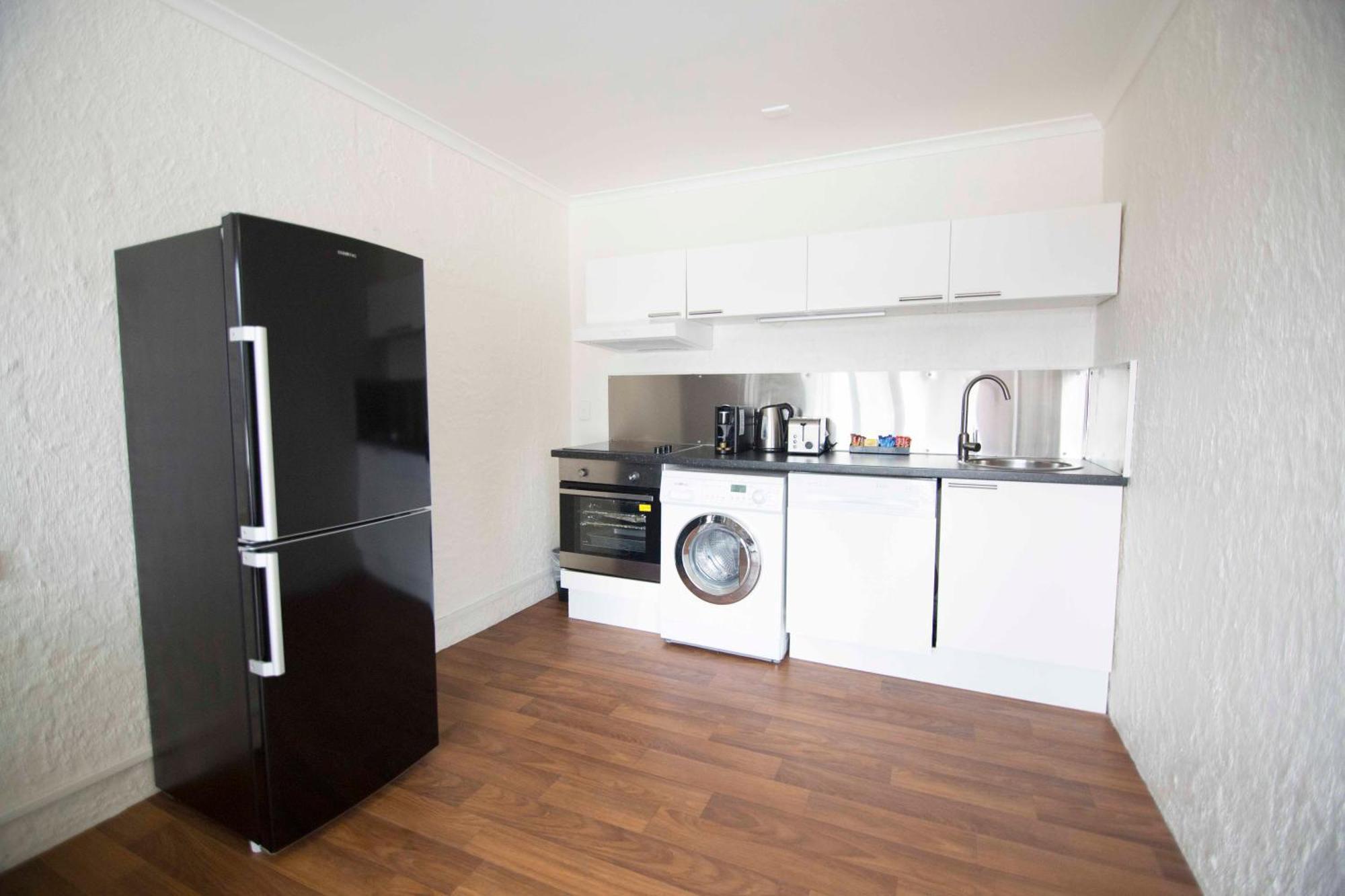 Siesta Central Apartments Sale Room photo