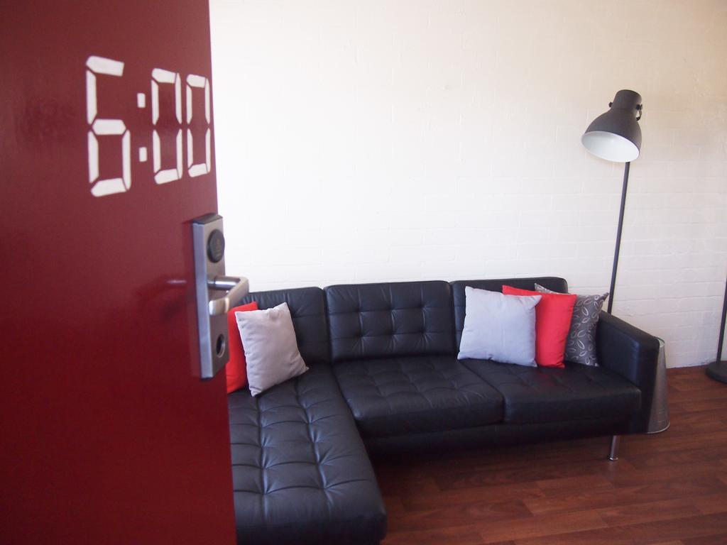 Siesta Central Apartments Sale Room photo